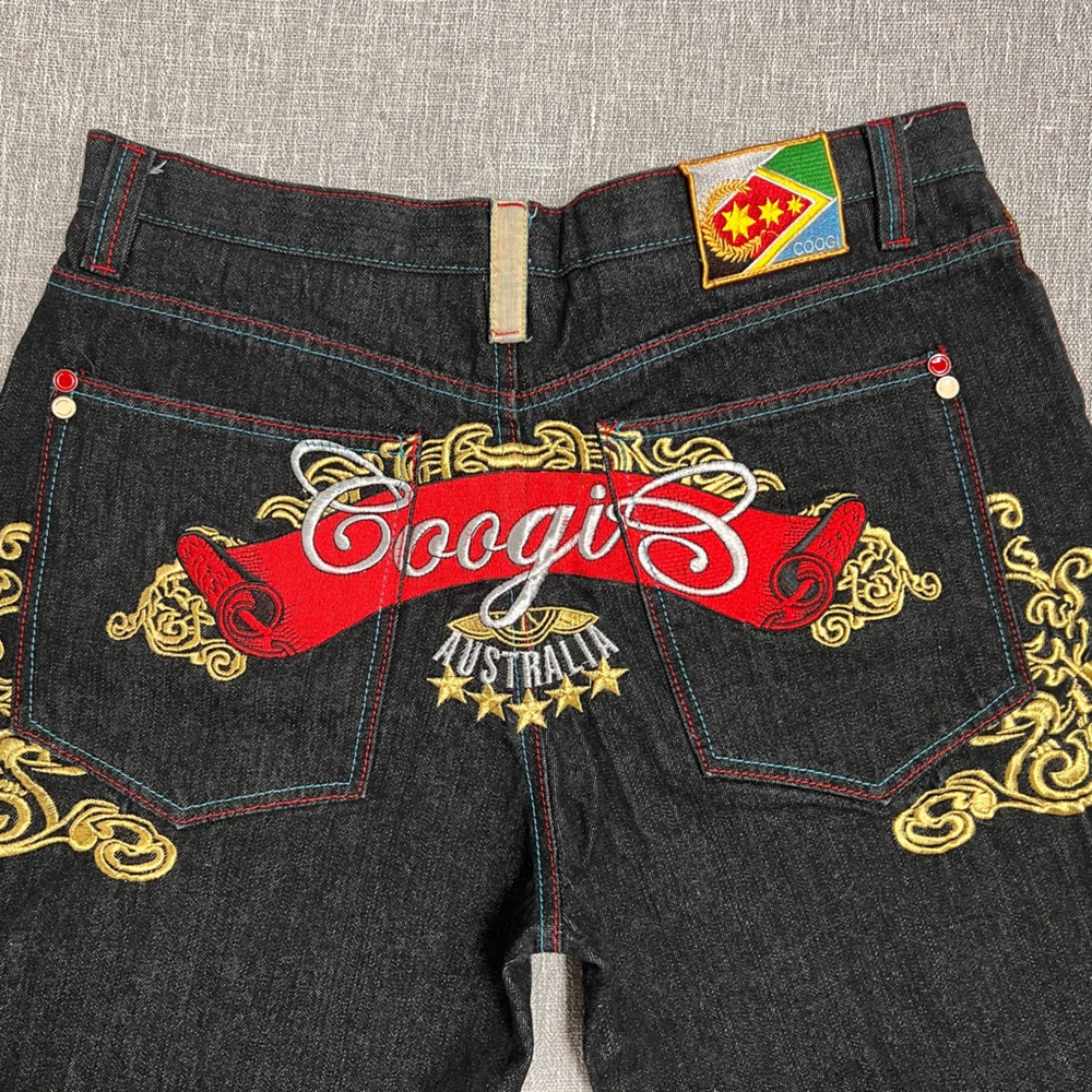 COOGI Jeans Mens 36x29 Embroidered Excellent Condition